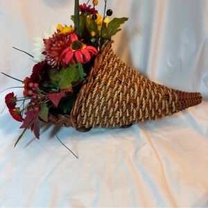 Vintage Cornucopia Basket Floral Arrangement Autumn Harvest Seasonal Home Decor